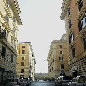  Appartement Via Montebello Italie
