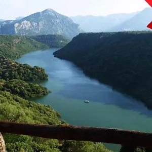  Alloggio per agriturismo Ecoparco Neulè Italia